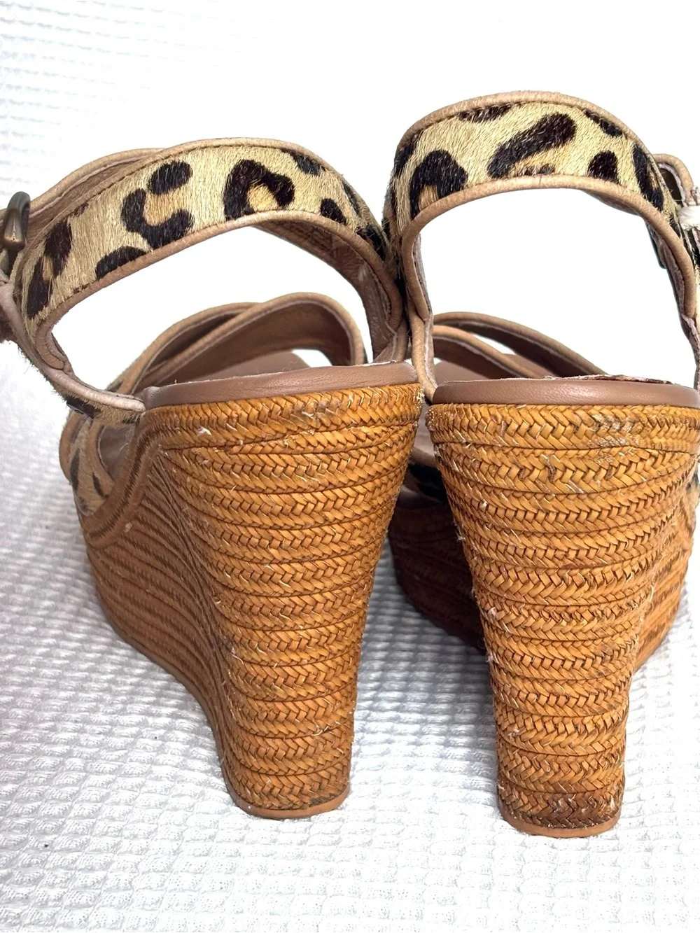 UGG Leopard Print Platform Sandals - Tan/Black